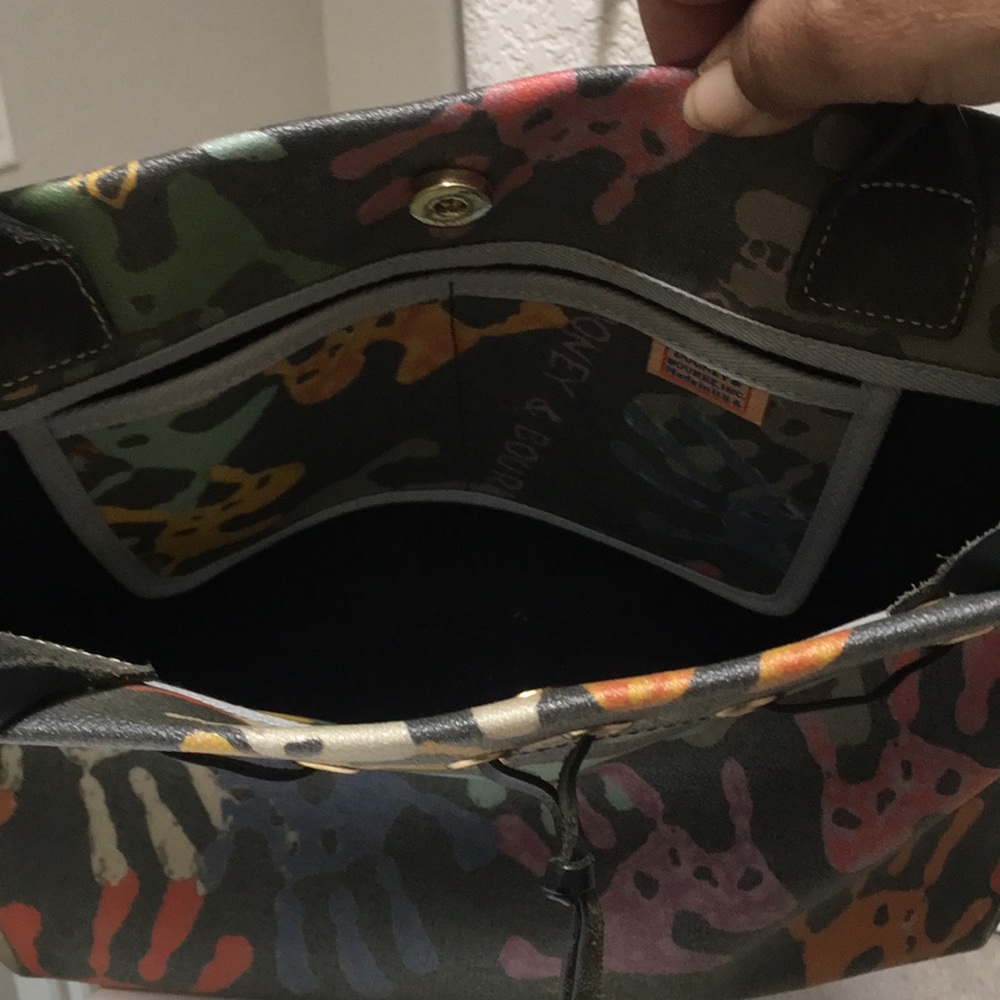 EUC Dooney tote! - Picture 2 of 5